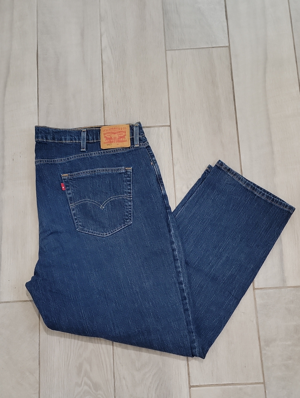 Levi’s 541 Men’s Jeans (46x32)